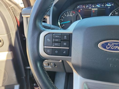 Used 2023 Ford Expedition Limited image 13