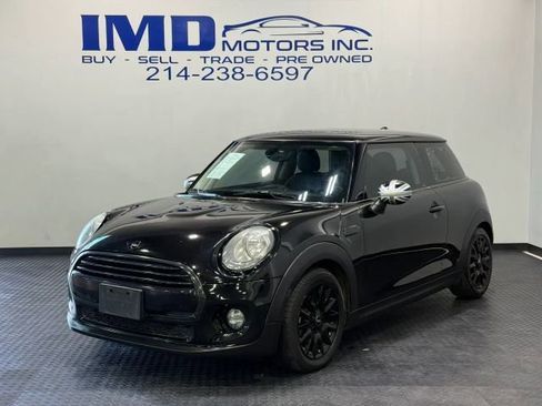 Used 2018 MINI Cooper 2-Door Hardtop FWD image 1