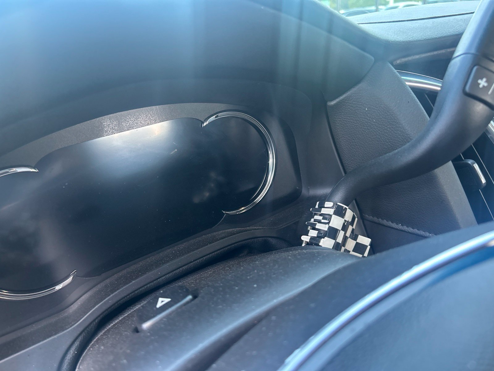 Used 2019 Cadillac Escalade Luxury AWD/4WD image 12