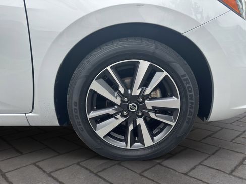 Used 2021 Nissan Versa SV image 25