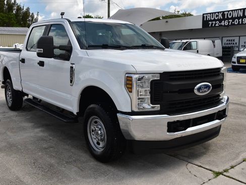 Used 2019 Ford F250 XL w/ Power Equipment Group AWD/4WD image 1
