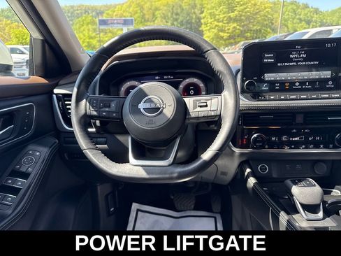 Used 2023 Nissan Rogue Platinum w/ Platinum Premium Package AWD/4WD image 17