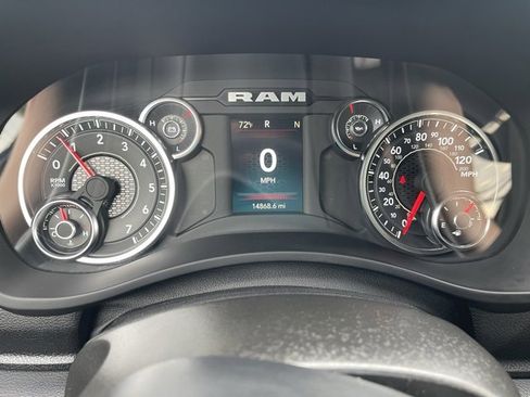 Used 2024 RAM 2500 Big Horn w/ Bed Utility Group image 21