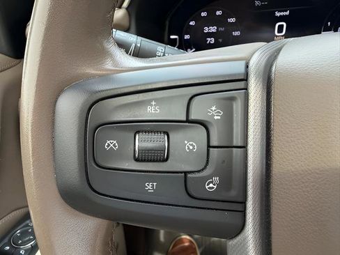 Used 2022 GMC Yukon Denali AWD/4WD image 18