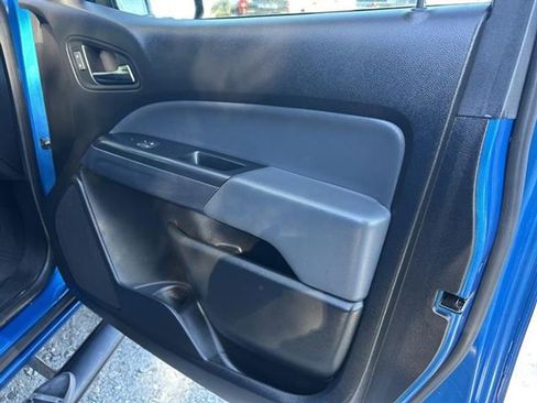 Used 2021 Chevrolet Colorado Z71 w/ Safety Package image 21