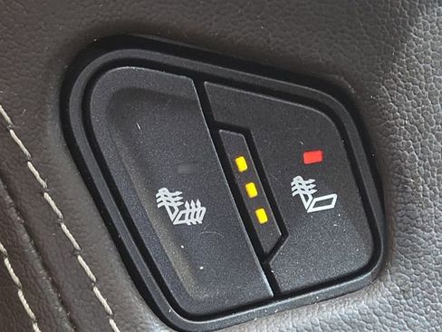 Used 2018 Chevrolet Tahoe LT AWD/4WD image 7