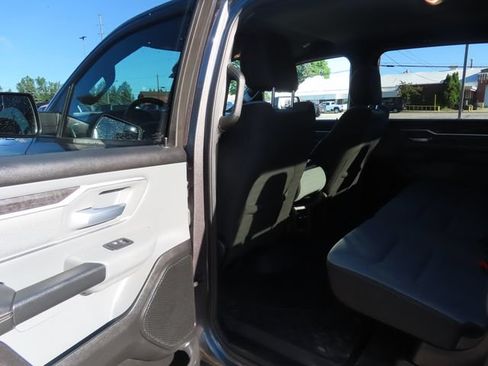 Used 2023 RAM 1500 Big Horn AWD/4WD image 20
