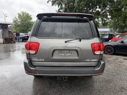Used 2005 Toyota Sequoia Limited AWD/4WD image 6
