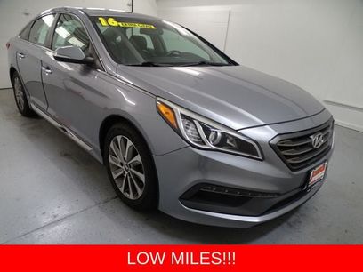 Used 2016 Hyundai Sonata Sport w/ Option Group 1V