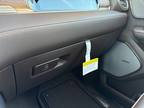 New 2026 RAM 1500 Limited image 33