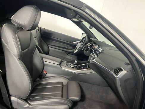 Used 2023 BMW 430i Convertible w/ Convenience Package image 29