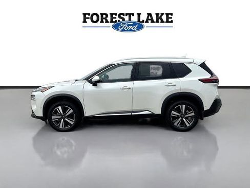 Used 2023 Nissan Rogue SL w/ SL Premium Package image 4
