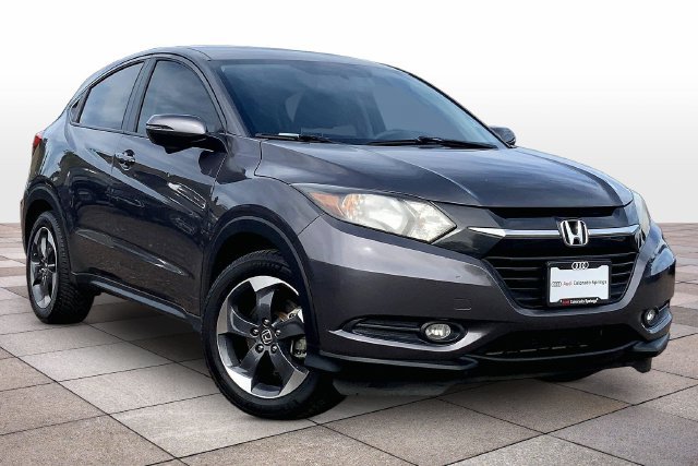 Used 2018 Honda HR-V EX image 2