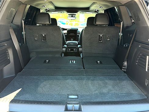 Used 2026 GMC Acadia Denali Ultimate FWD image 24