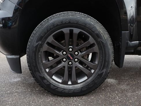 Used 2019 GMC Canyon SLE w/ Driver Alert Package image 26