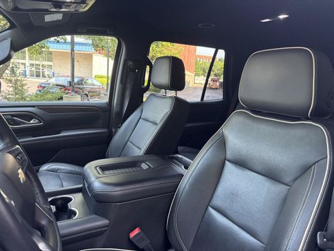 Used 2021 Chevrolet Tahoe Premier AWD/4WD image 10