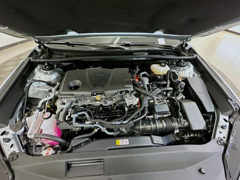 Used 2025 Toyota Camry LE image 34