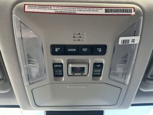 Used 2021 Toyota RAV4 XLE image 32