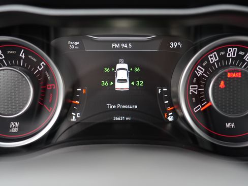 Used 2016 Dodge Challenger R/T w/ Sound Group image 31