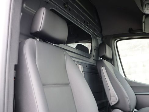 New 2026 Mercedes-Benz Sprinter 2500 image 14