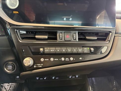 Used 2023 Lexus ES 350 w/ Premium Package image 14