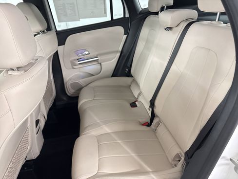 Certified 2025 Mercedes-Benz GLA 250 image 27