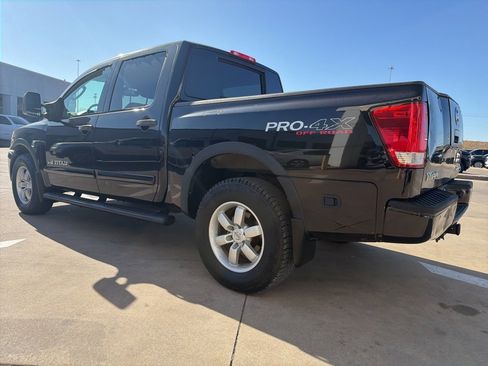 Used 2011 Nissan Titan PRO-4X w/ Pro-4x Technology Pkg image 5