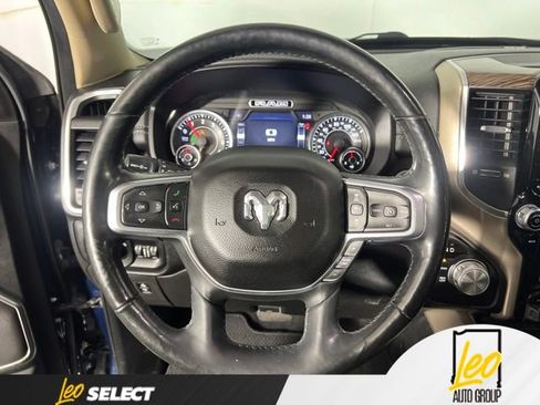 Used 2019 RAM 1500 Laramie AWD/4WD image 17