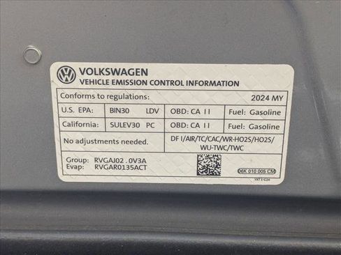 Used 2024 Volkswagen Tiguan S image 26