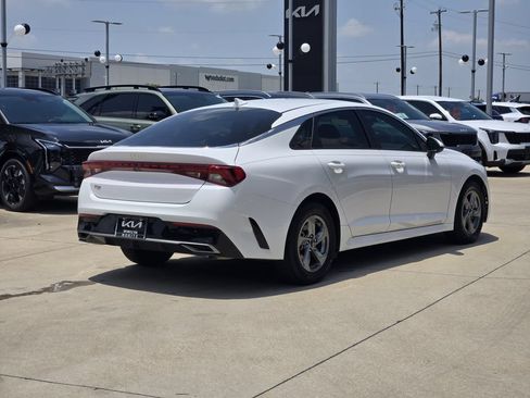 Used 2022 Kia K5 LXS FWD image 4