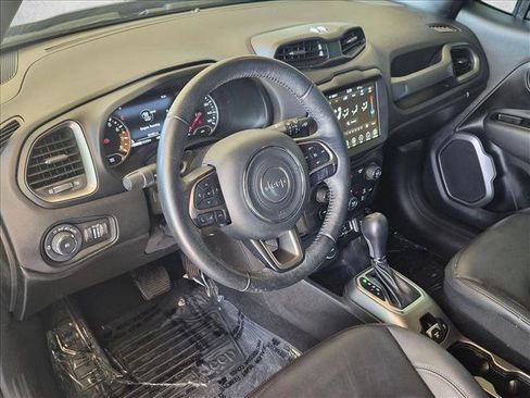 Used 2020 Jeep Renegade Altitude AWD/4WD image 10