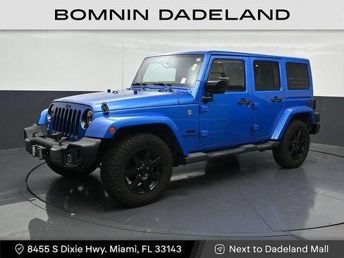Used 2014 Jeep Wrangler Unlimited Sahara AWD/4WD image 1