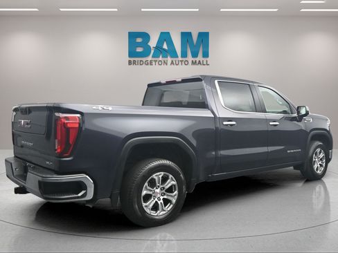 Used 2025 GMC Sierra 1500 SLT AWD/4WD image 6