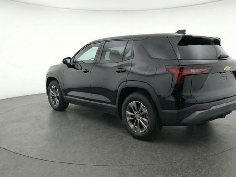 Used 2025 Chevrolet Equinox LT FWD image 6