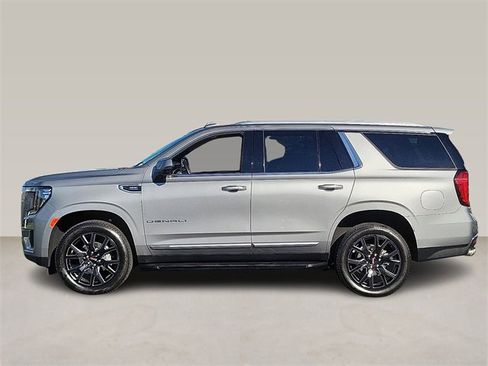 Used 2023 GMC Yukon Denali image 6