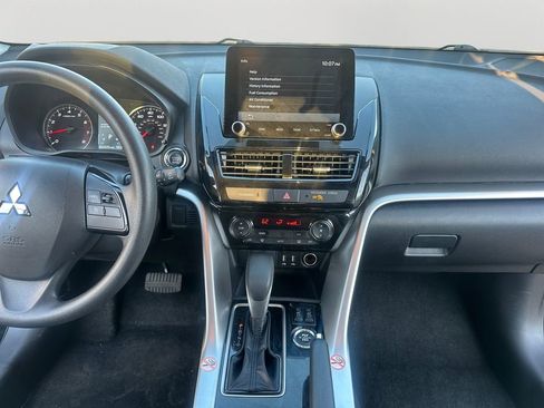 Used 2025 Mitsubishi Eclipse Cross LE AWD/4WD image 14