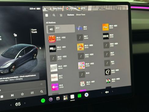 Used 2024 Tesla Model 3 Performance AWD/4WD image 19