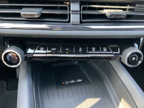 New 2025 Chevrolet Equinox EV RS image 47