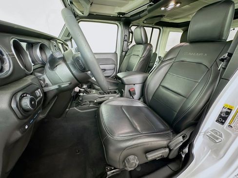 Used 2023 Jeep Wrangler Sahara image 13