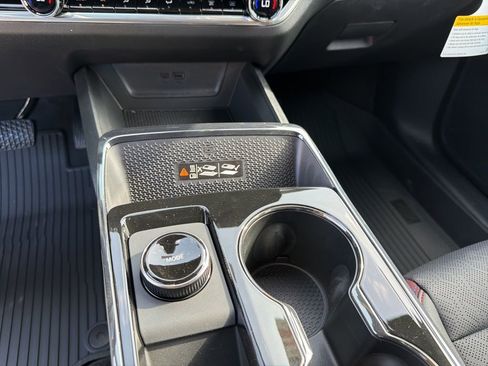 New 2026 Chevrolet Equinox RS FWD image 29