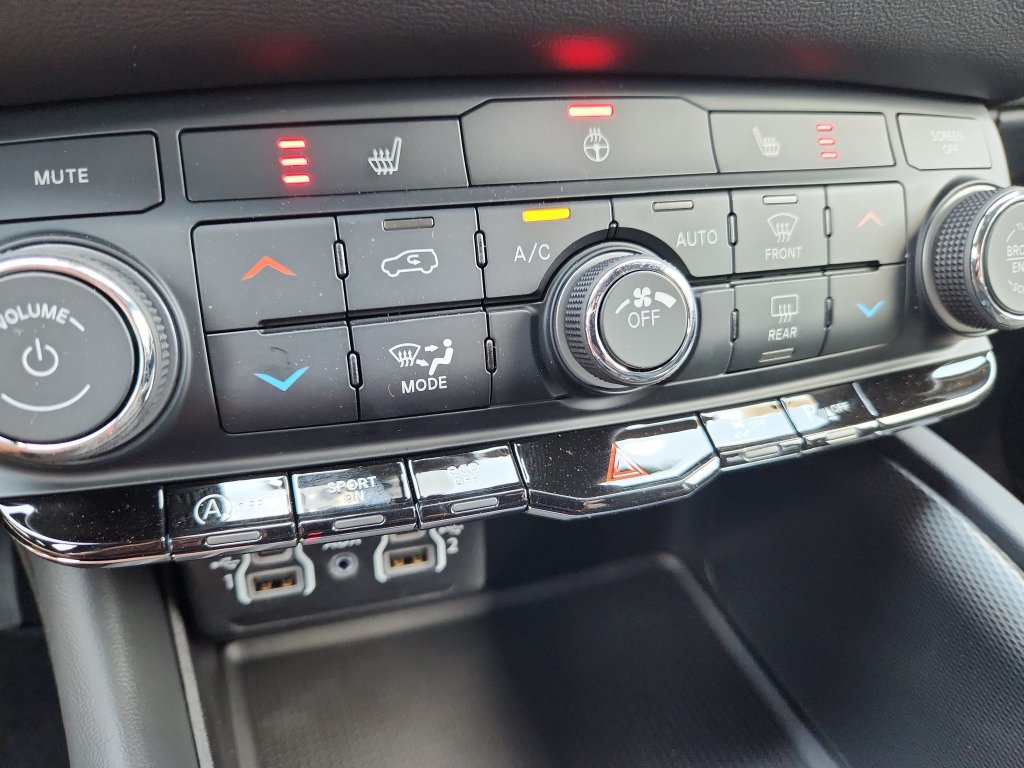 New 2026 Dodge Durango GT w/ Blacktop Package AWD/4WD image 15