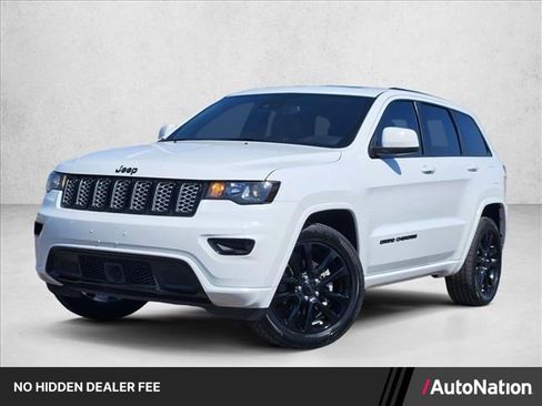 Used 2020 Jeep Grand Cherokee Altitude RWD image 1