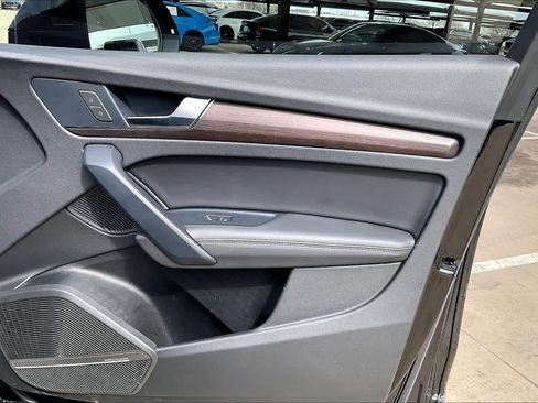 Used 2024 Audi Q5 2.0T Premium Plus image 23