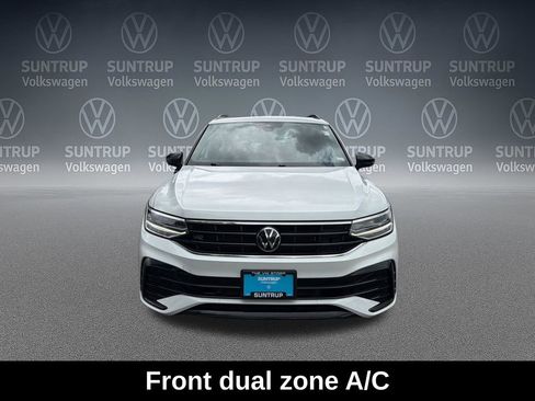 Used 2024 Volkswagen Tiguan SE R-Line w/ MDO Package, Two-Row AWD/4WD image 10