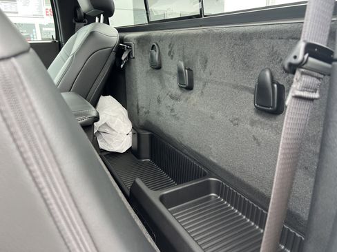 Used 2025 RAM 2500 Tradesman image 14