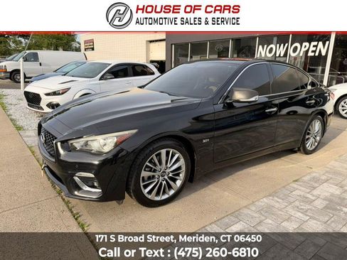 Used 2018 INFINITI Q50 Luxe w/ Sensory Package (Luxe) AWD/4WD image 9