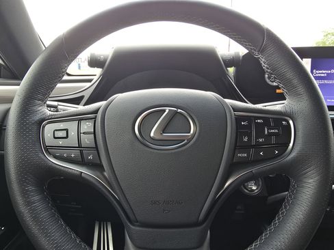Used 2023 Lexus ES 350 F Sport w/ Accessory Package (Z1) FWD image 22