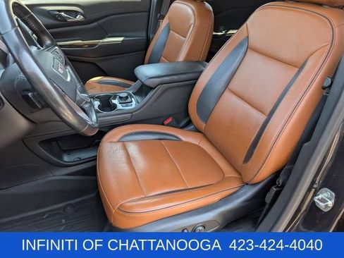 Used 2020 GMC Acadia AT4 w/ Driver Alert Package II AWD/4WD image 5