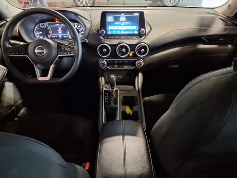 Used 2025 Nissan Sentra SV FWD image 14