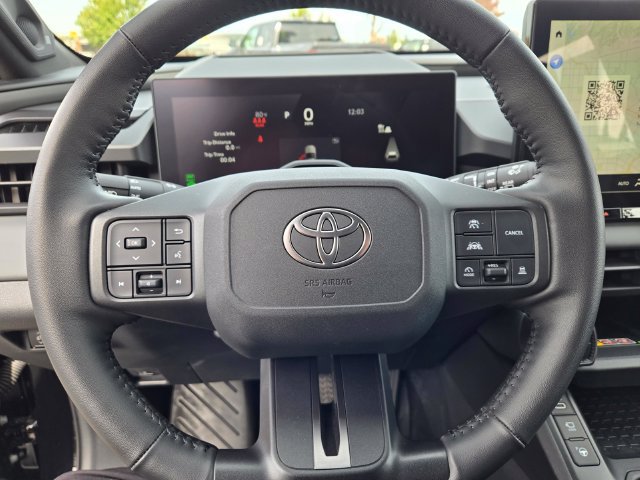 Used 2026 Toyota RAV4 XSE w/ Panoramic Sun Roof Package AWD/4WD image 35